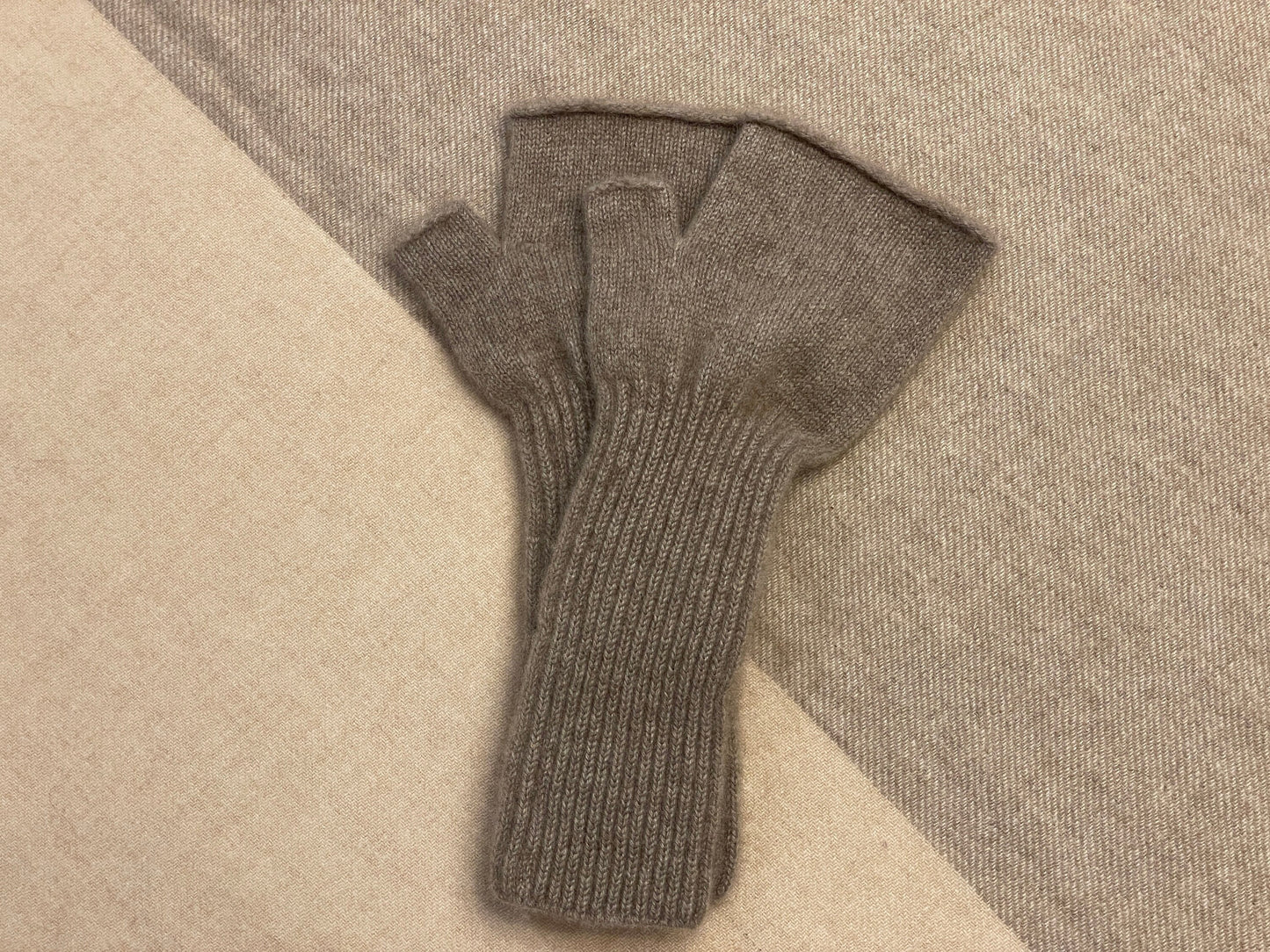 Pure cashmere fingerless mitten /Long cuff wrist warmer with thumb hole / Premium organic cashmere / Luxury gift