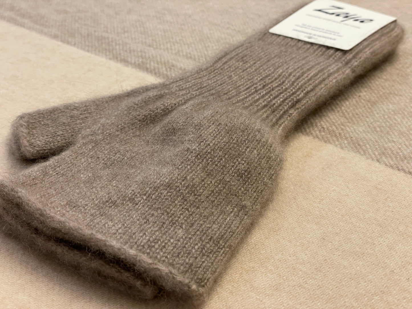 Pure cashmere fingerless mitten /Long cuff wrist warmer with thumb hole / Premium organic cashmere / Luxury gift