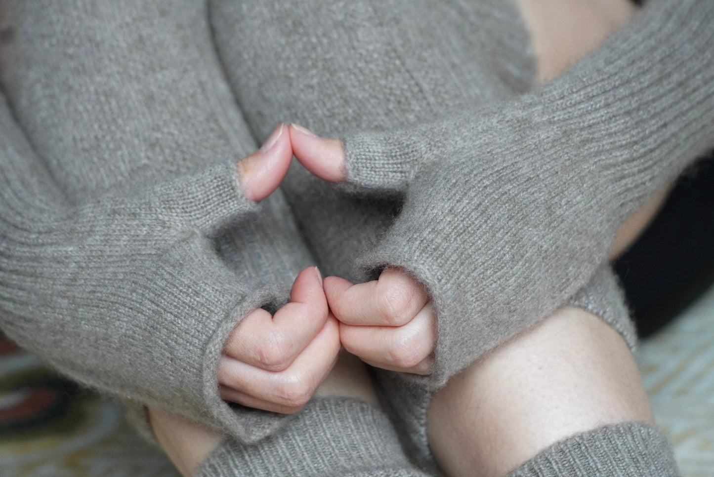 Pure cashmere knee warmer/ Premium organic cashmere / Cozy warm / Luxurious sustainable / Made in Mongolia