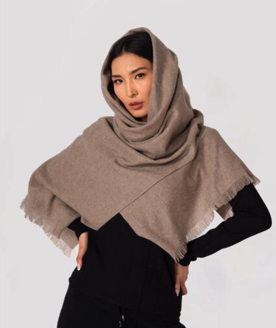 100% Premium Cashmere Shawl Wrap / Lightweight / Silky Soft / SFA Certified Sustainable Mongolian Cashmere / Luxury Gift