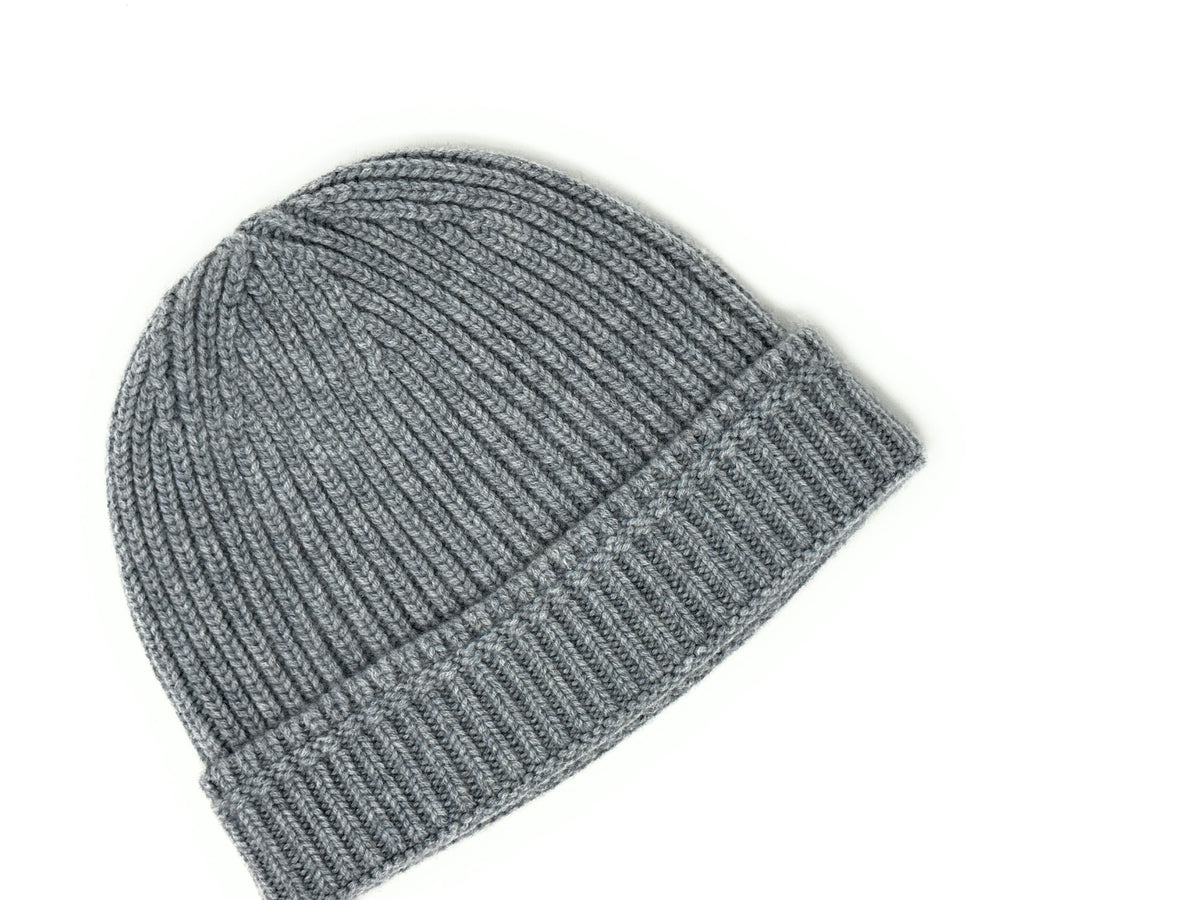 100% Mongolian Cashmere Beanie – Ribbed Winter Hat for Women & Men