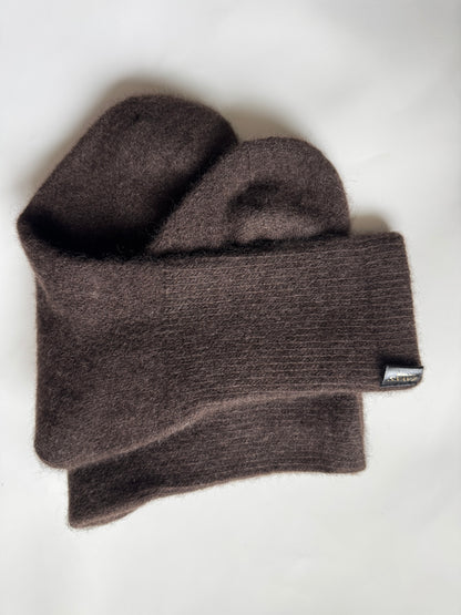 Organic Yak Down Soft Socks – Ready-Gift Boxed Cushioned Wool Socks for Outdoor Adventure & Indoor Comfort