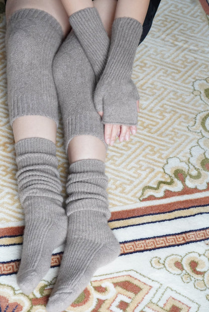 Pure cashmere knee warmer/ Premium organic cashmere / Cozy warm / Luxurious sustainable / Made in Mongolia