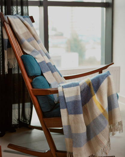 100% yak throw with fringe / Heavenly soft / Cozy warm luxurious /Sustainable Mongolian yak / Made in Mongolia